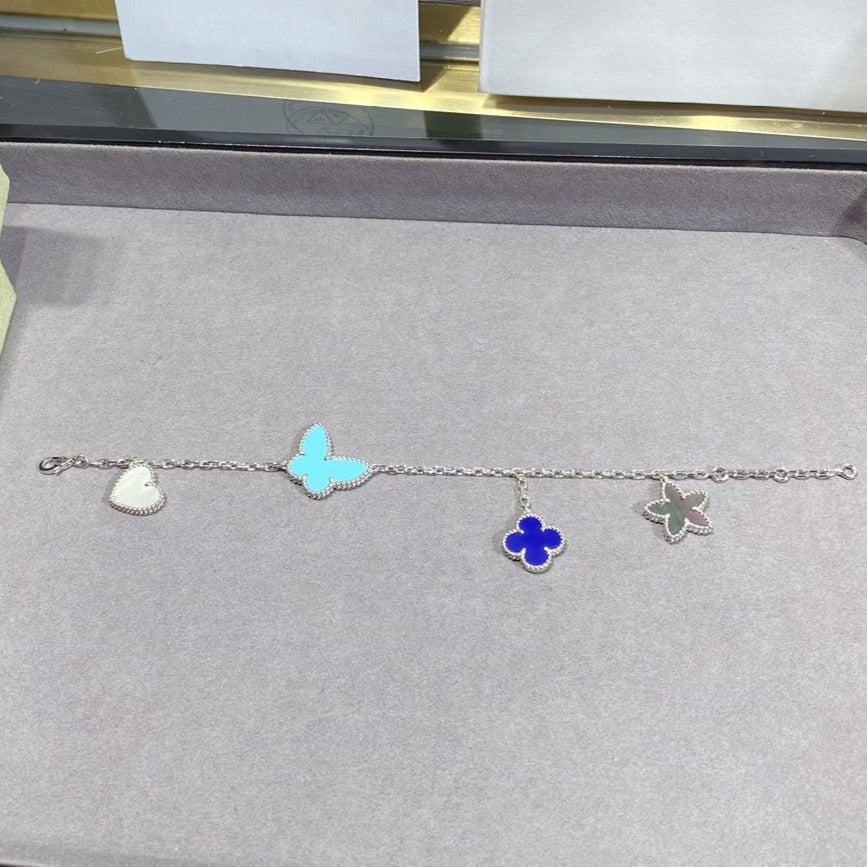 [Joyas Regalia]PULSERA DE PLATA LUCKY SPRING CON 4 MOTIVOS