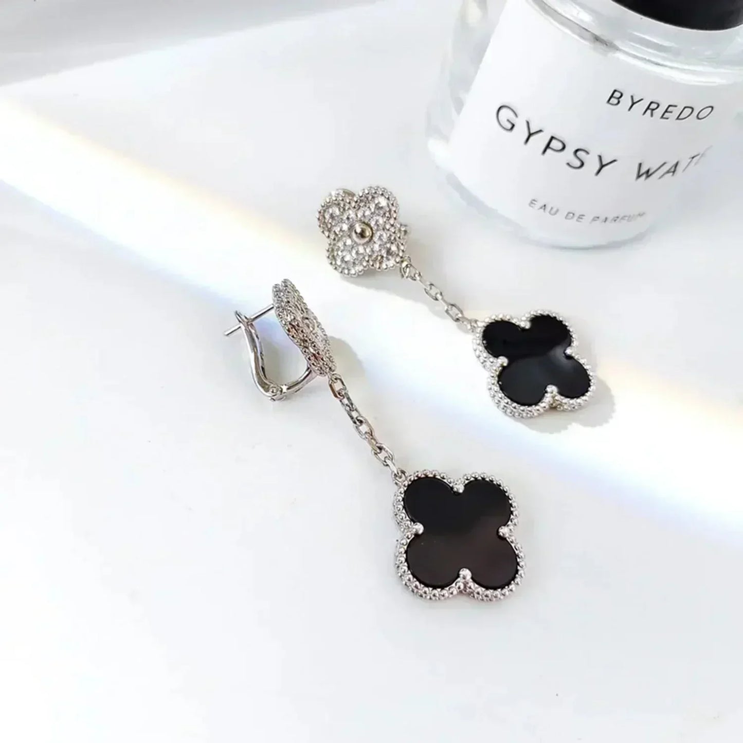 [Bijoux Regalia] BOUCLES D'OREILLES TRÈFLE 2 MOTIFS DIAMANT ONYX ARGENT