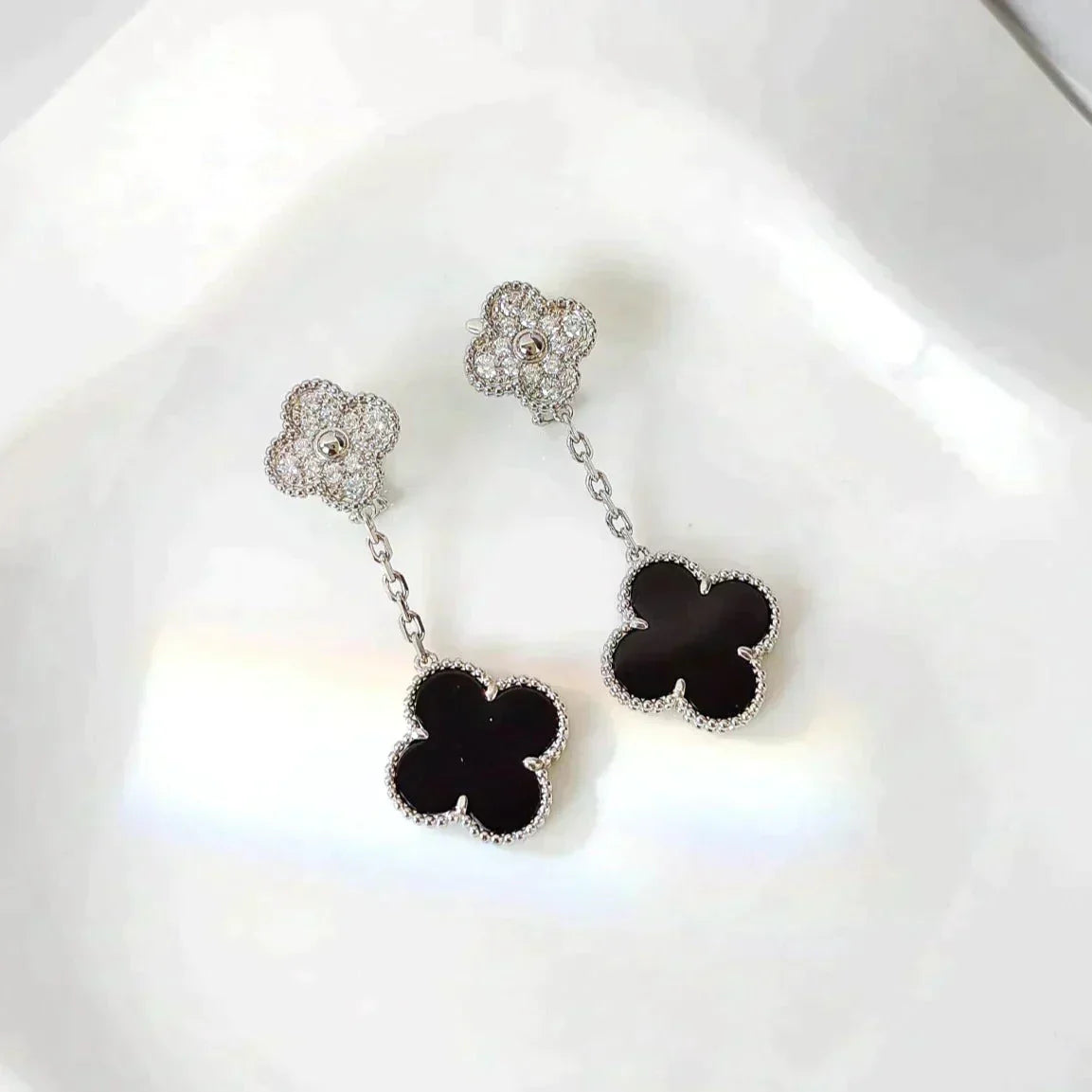 [Bijoux Regalia] BOUCLES D'OREILLES TRÈFLE 2 MOTIFS DIAMANT ONYX ARGENT