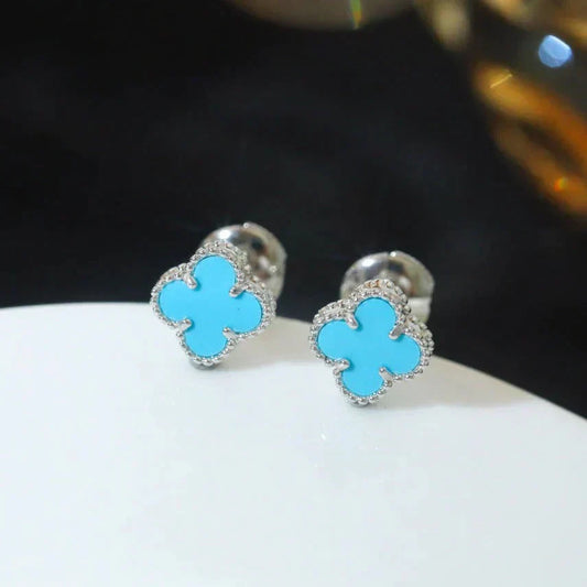 [Joyas Regalia] MINI PENDIENTES DE TÉ TRÉBOL DE 9,5 MM DE ÓNIX EN PLATA