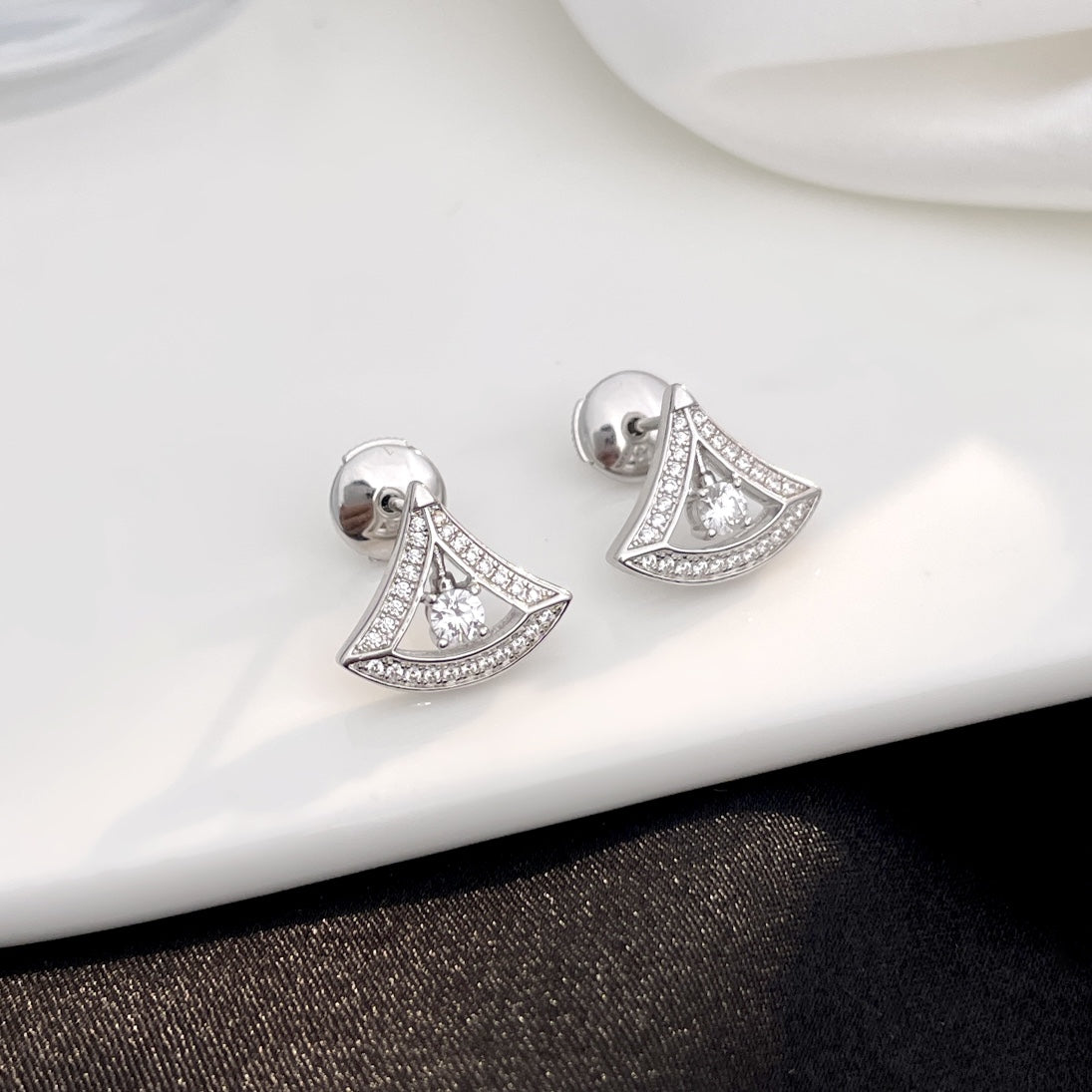 [Bijoux Regalia]Boucles d'oreilles Dream Mini Diamant