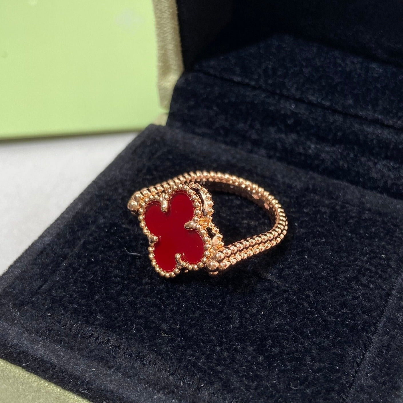 [Joyas Regalia]Anillo de oro rosa con diseño de trébol Riversible