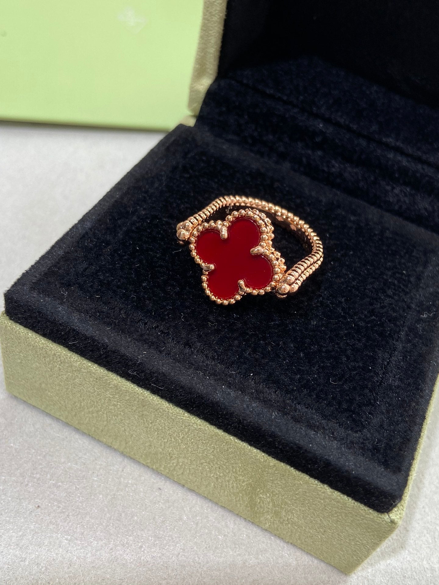 [Joyas Regalia]Anillo de oro rosa con diseño de trébol Riversible