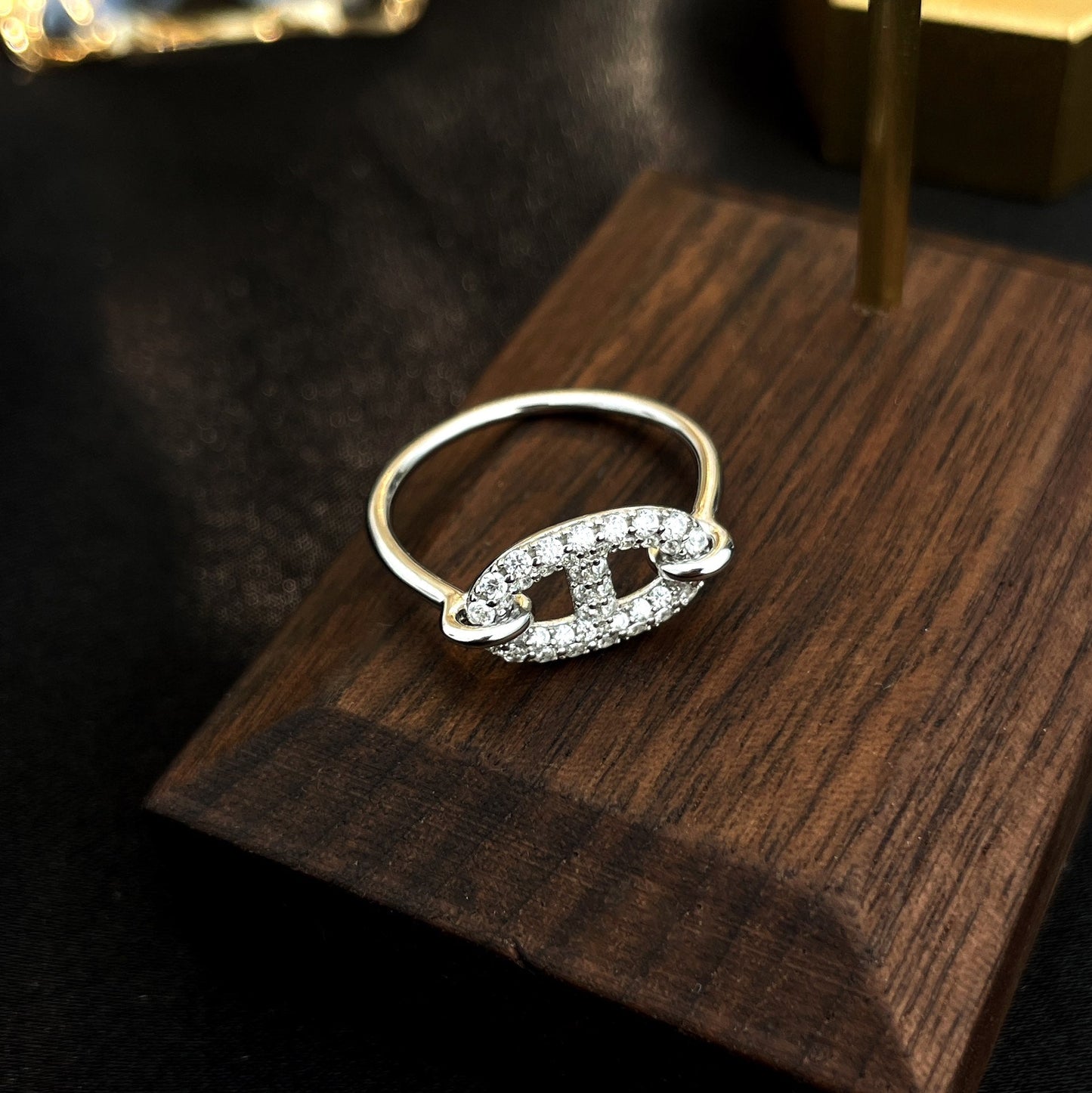 [Bijoux Regalia] BAGUE RONDE PETITE EN ARGENT ET DIAMANT