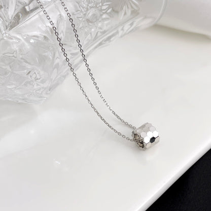 [Joyas Regalia] MINI COLLAR DE ABEJA