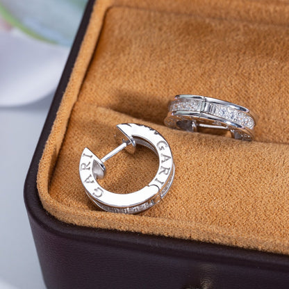 [Joyas Regalia] PENDIENTES MINI DE PLATA CON DIAMANTES ZERO 1
