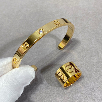 [Joyas Regalia] ANILLO GRANDE LOVE DE 11 MM