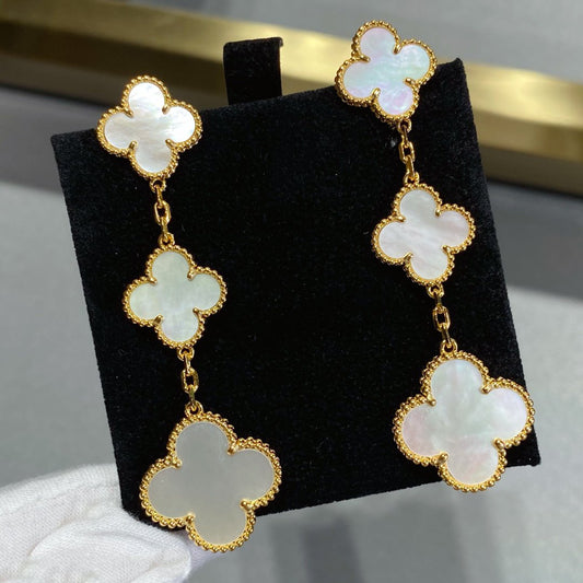[Joyas Regalia] PENDIENTES DE ORO CON 3 MOTIVOS DE TRÉBOL 