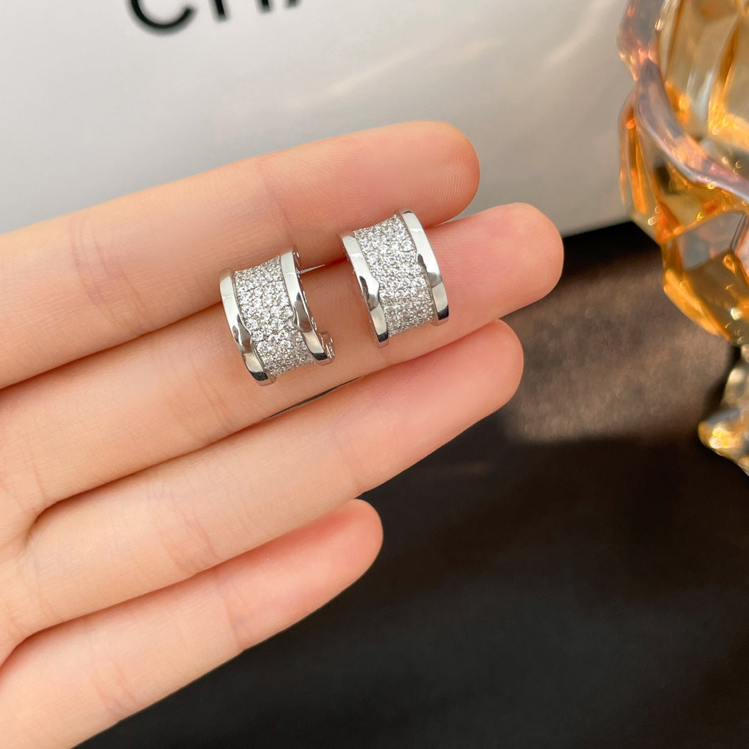 [Joyas Regalia] PENDIENTES CON PAVIMENTO DE DIAMANTES ZERO 1