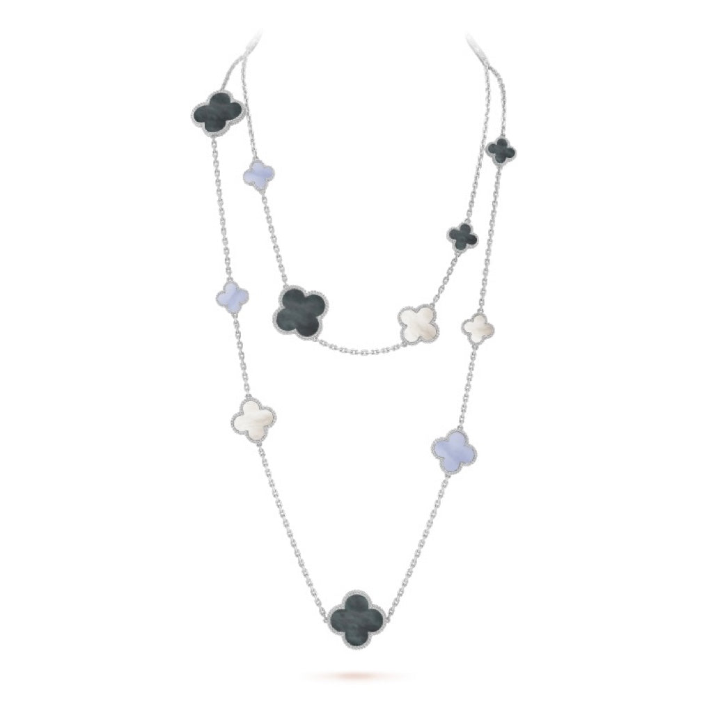 [Bijoux Regalia] COLLIER EN ARGENT ET CALCÉDOINE À 16 MOTIFS DE TRÈFLE