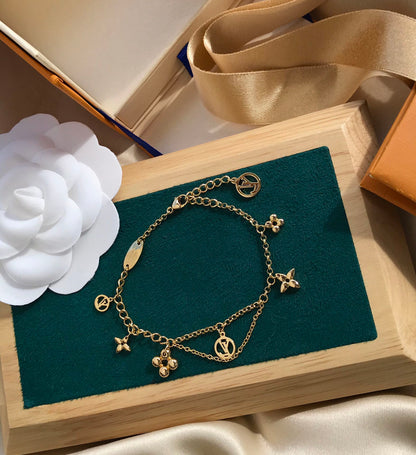 [Joyas Regalia]Pulsera de oro rosa floreciente