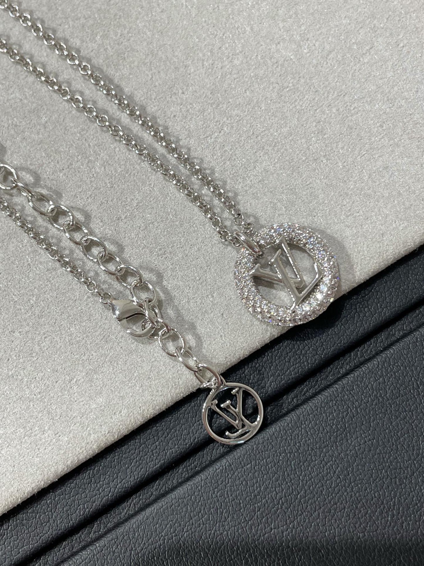 [Bijoux Regalia] COLLIER PAR NUIT PAVÉ DE DIAMANTS