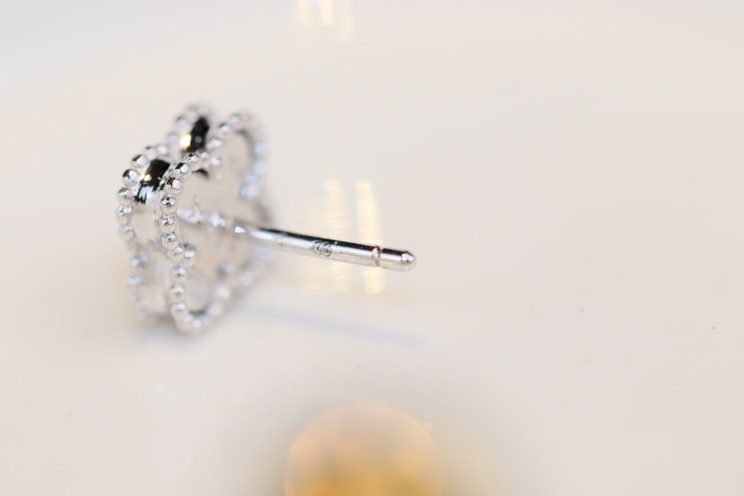 [Joyas Regalia] PENDIENTES MINI TRÉBOL DE PLATA CON TURQUESA
