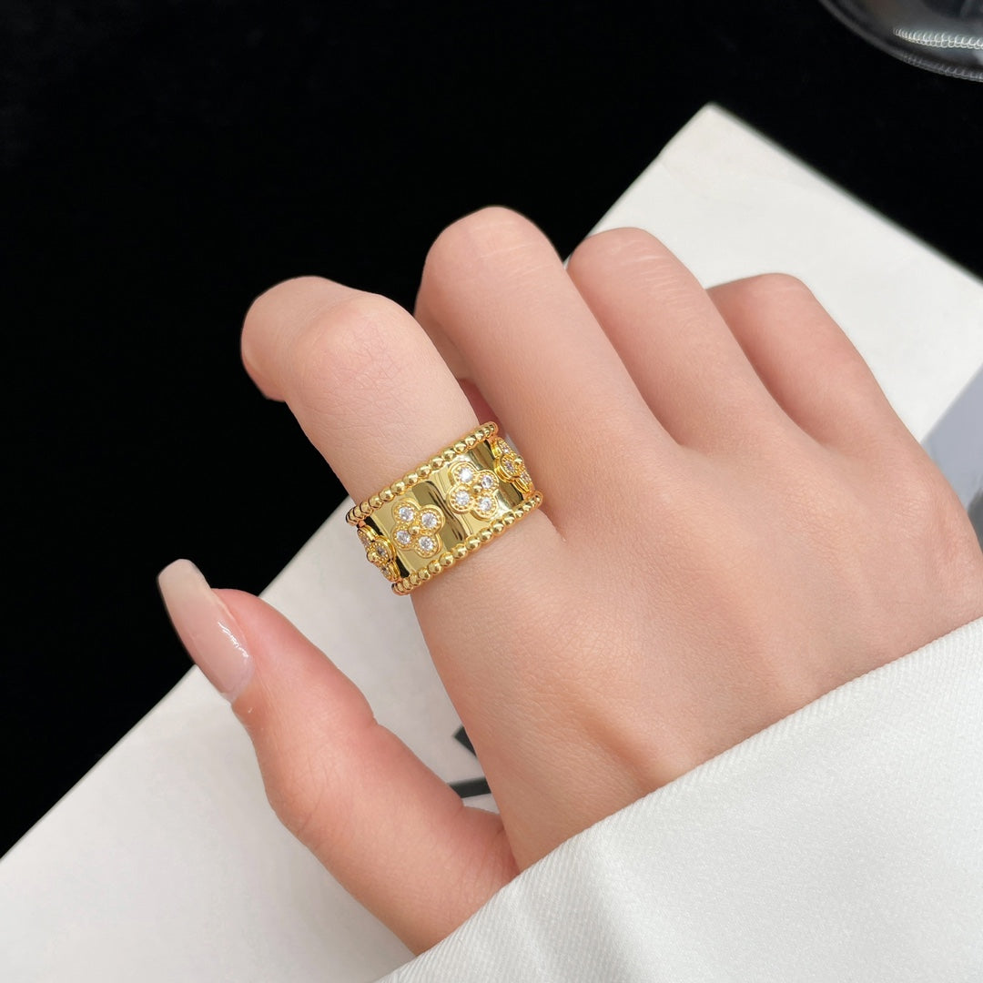 [Bijoux Regalia] GRANDE BAGUE PERLEE DIAMANT 