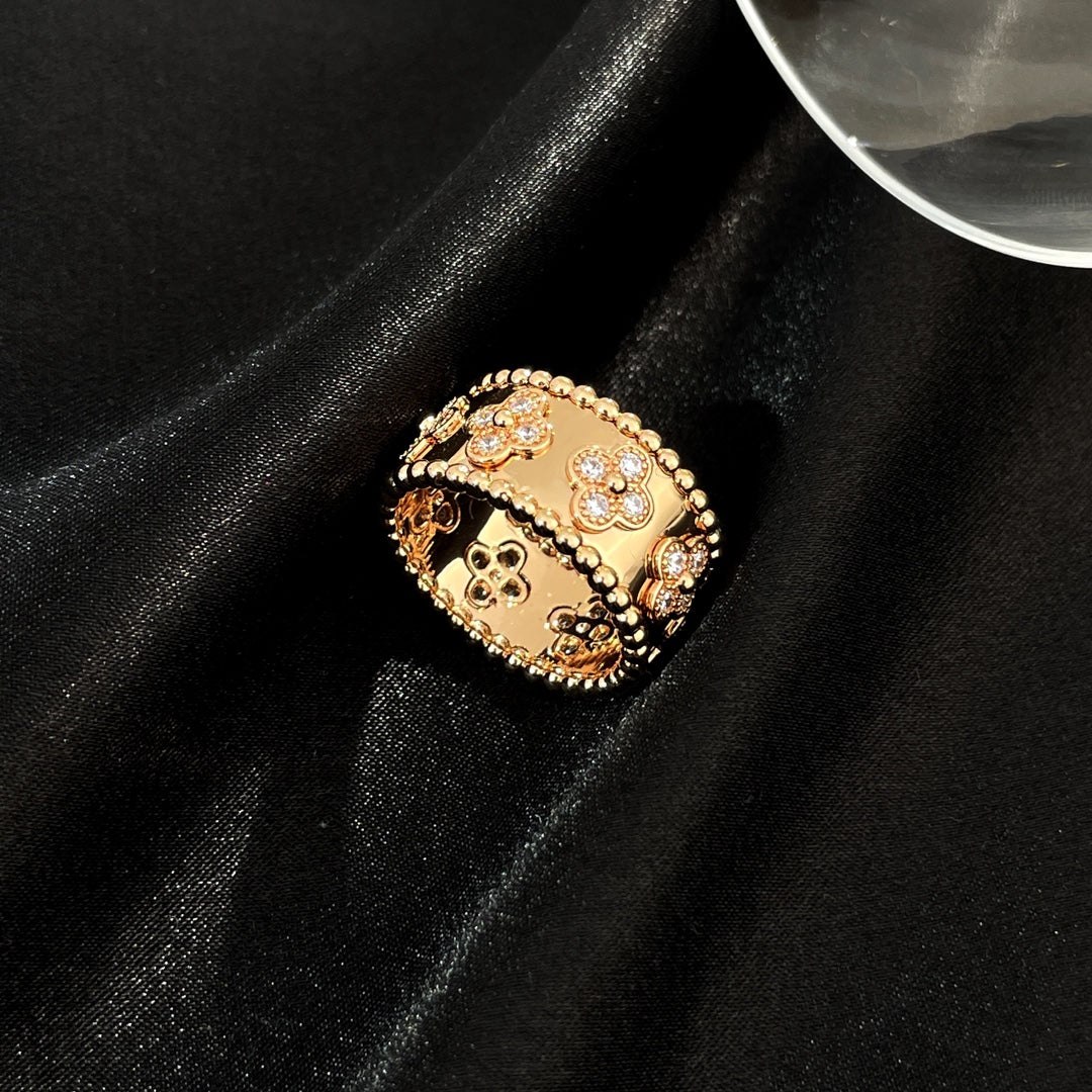 [Bijoux Regalia] GRANDE BAGUE PERLEE DIAMANT 