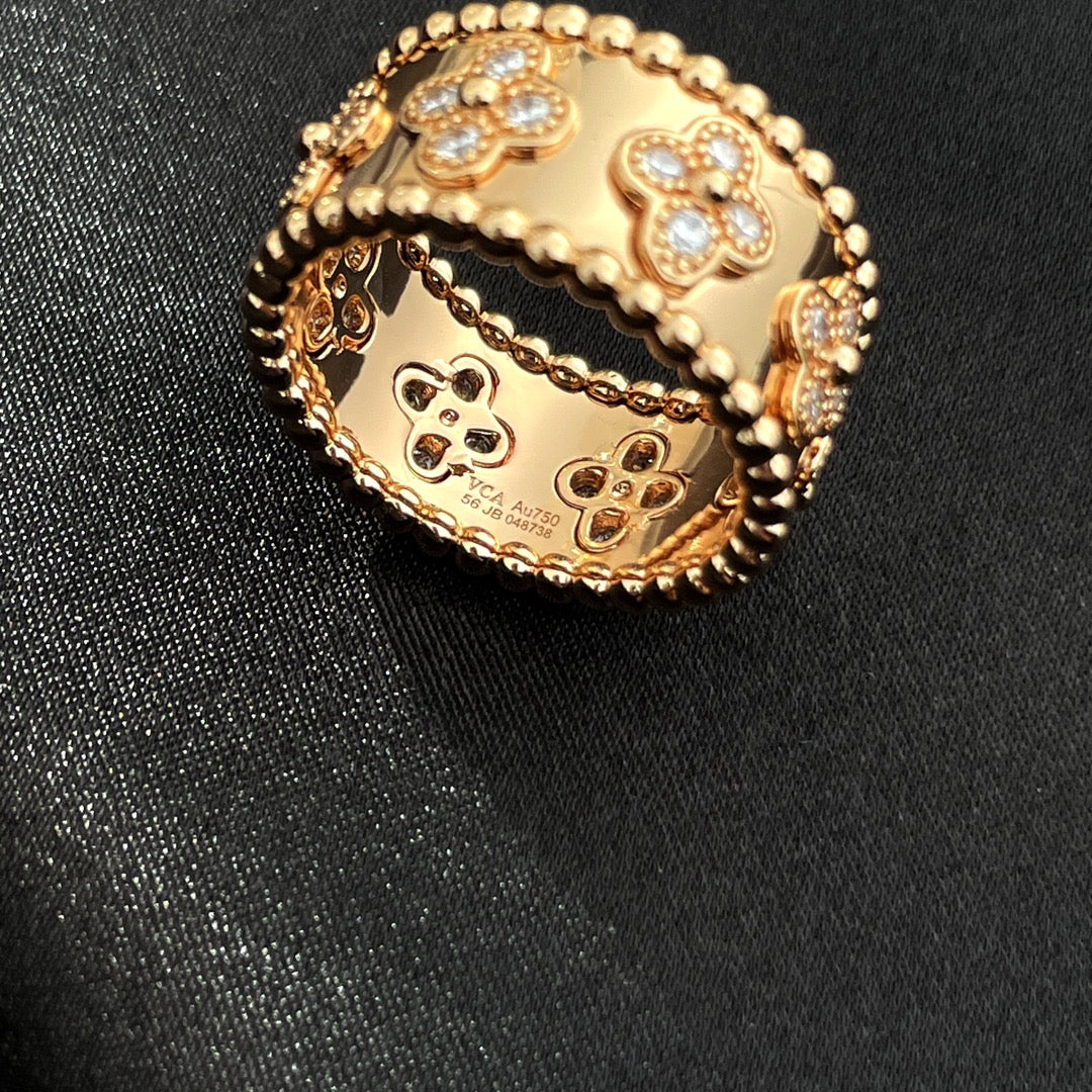[Bijoux Regalia] GRANDE BAGUE PERLEE DIAMANT 
