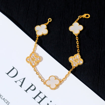 [Regalia jewelry]CLOVER BRACELET 5 MOTIF WHITE MOP DIAMOND