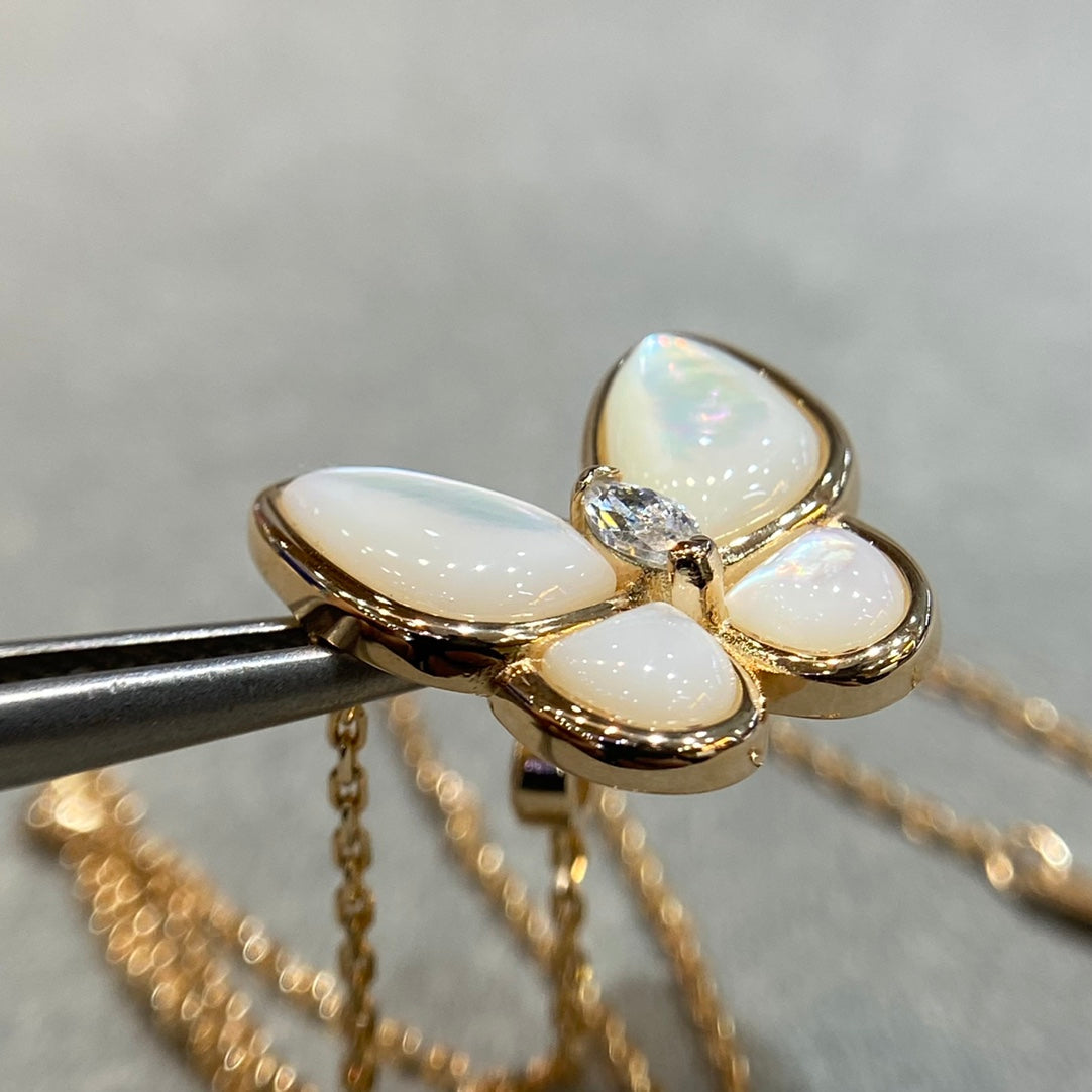 [Bijoux Regalia] COLLIER PAPILLON ET DIAMANT