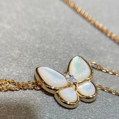 [Bijoux Regalia] COLLIER PAPILLON ET DIAMANT