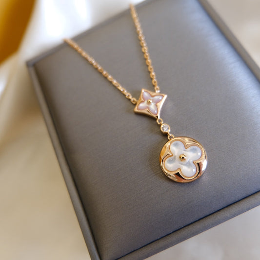 [Bijoux Regalia] COLLIER EN OR ROSE À 2 MOTIFS ÉTOILE ET SOLEIL BLANC 