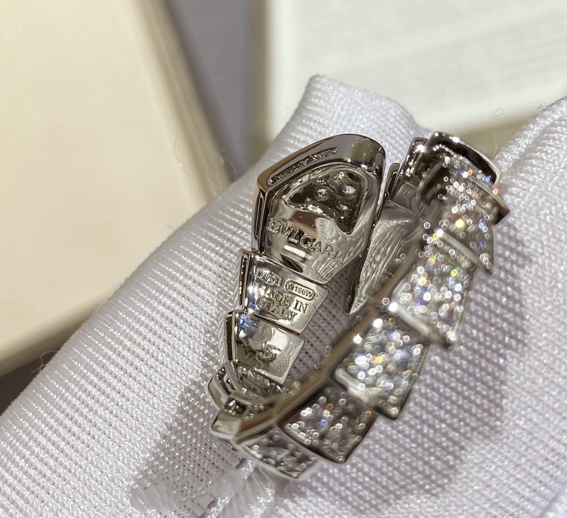 [Joyas Regalia] ANILLO GRANDE SERPENTI PLATA CON DIAMANTES PAVÉ