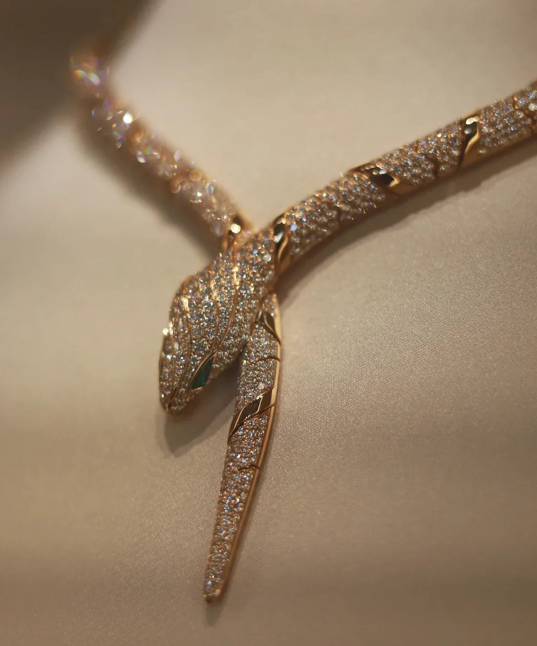 [Regalia jewelry]HAUTE COUTURE GOLD SERPENTI NECKLACE