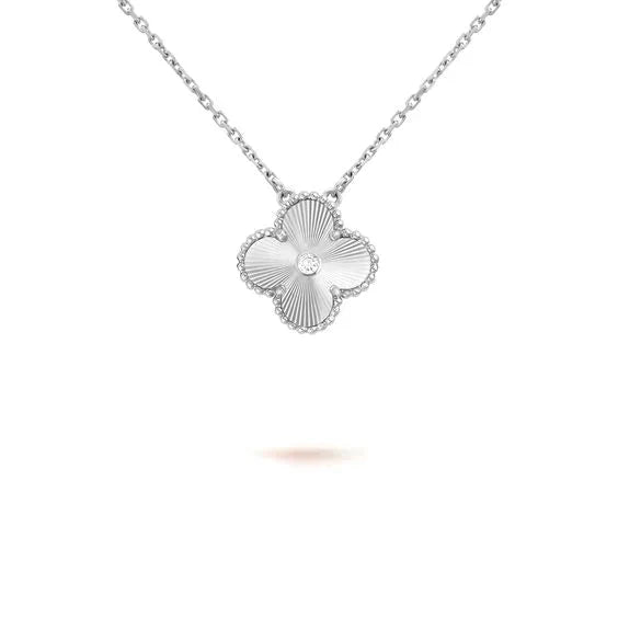 [Joyas Regalia] COLLAR DE LÁSER DE DIAMANTES DE 15 MM DE TRÉBOL DE PLATA