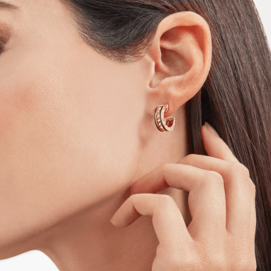 [Joyas Regalia] PENDIENTES ZERO 1 ROCK DE ORO ROSA CON ESPIRAL TACHUELA Y CERÁMICA NEGRA
