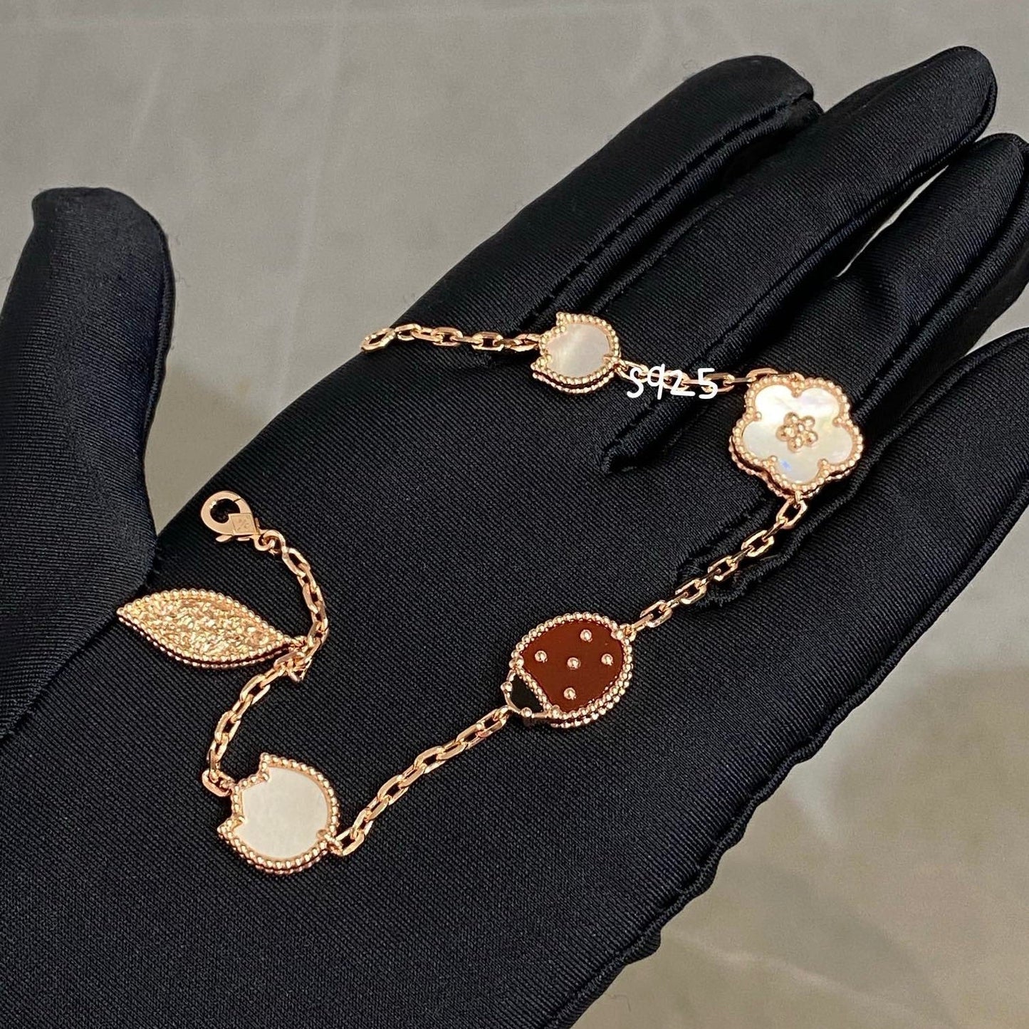 [Bijoux Regalia] BRACELET PRINTEMPS 5 MOTIFS LUCKY SPRING