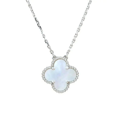 [Joyas Regalia] TRÉBOL 15MM PLATA NÁCAR BLANCA