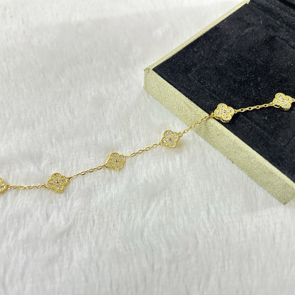 [Joyas Regalia] PULSERA DE DIAMANTES CON 6 MOTIVOS DE TRÉBOL