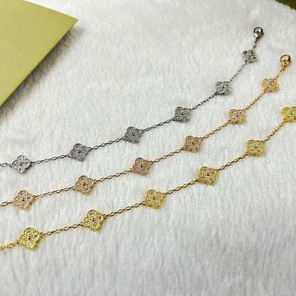 [Joyas Regalia] PULSERA DE DIAMANTES CON 6 MOTIVOS DE TRÉBOL