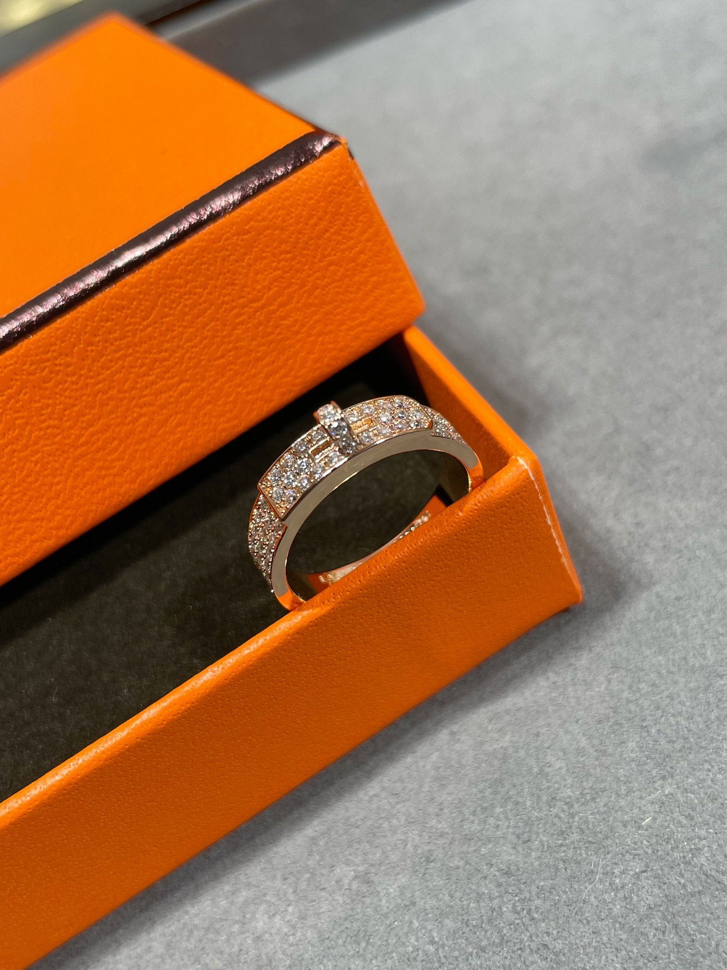 [Bijoux Regalia] BAGUE KELLY EN OR ROSE ET DIAMANT