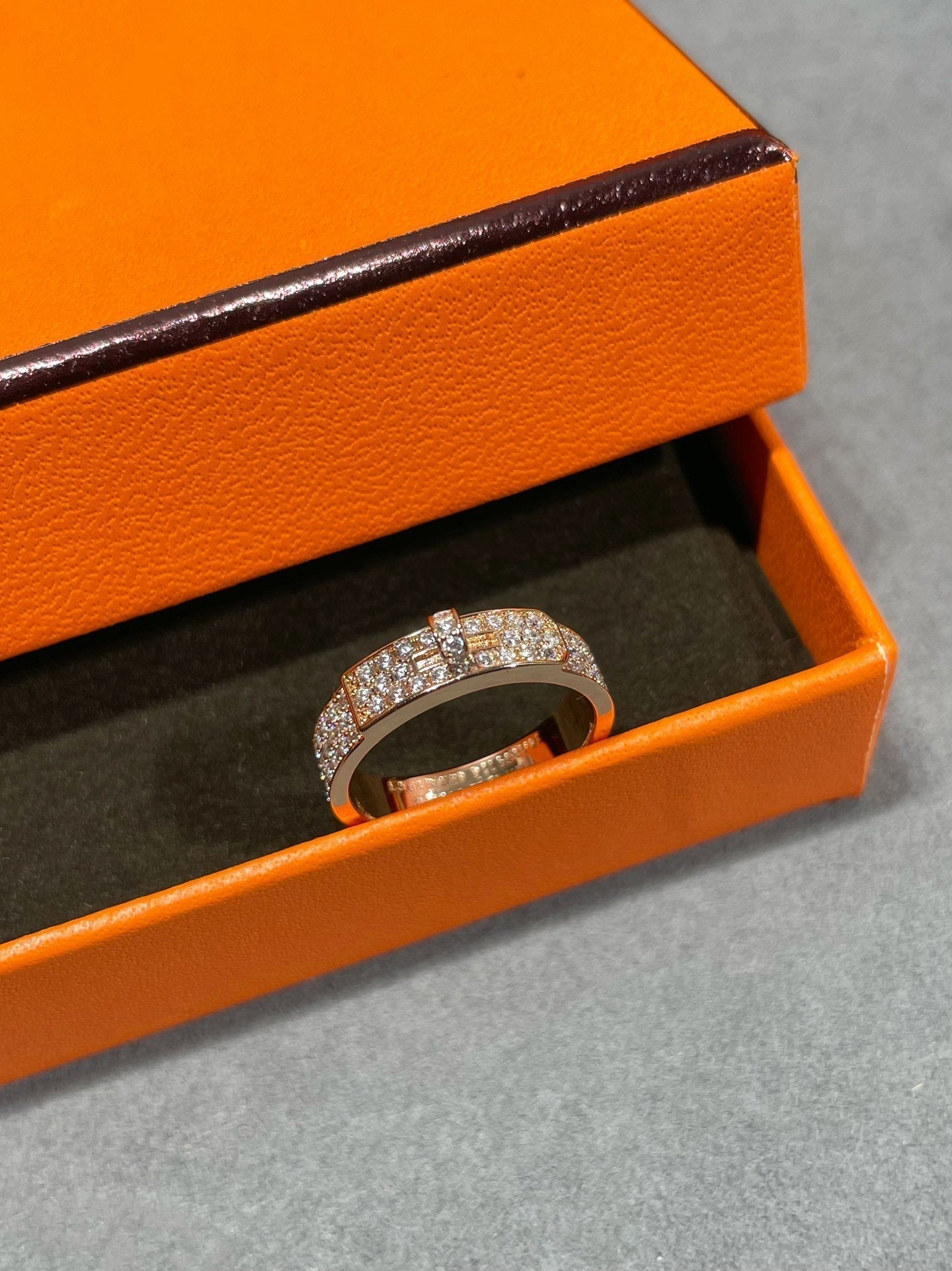 [Bijoux Regalia] BAGUE KELLY EN OR ROSE ET DIAMANT