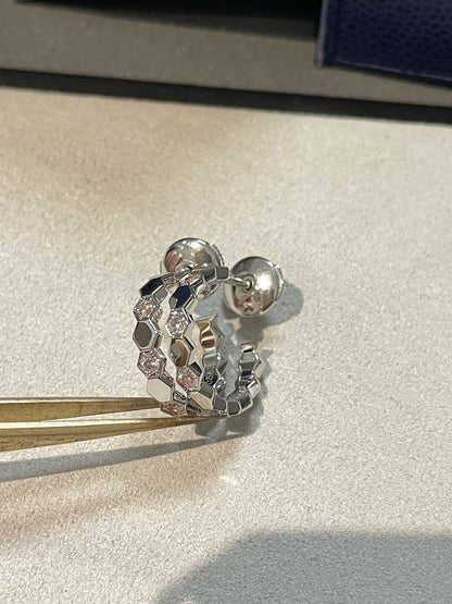 [Bijoux Regalia] Bague en forme de fleur de trèfle à quatre feuilles à motif creux