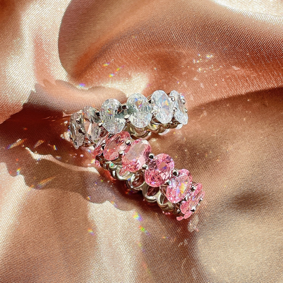 [Bijoux Regalia] Bague tennis allongée délicate taille coussin
