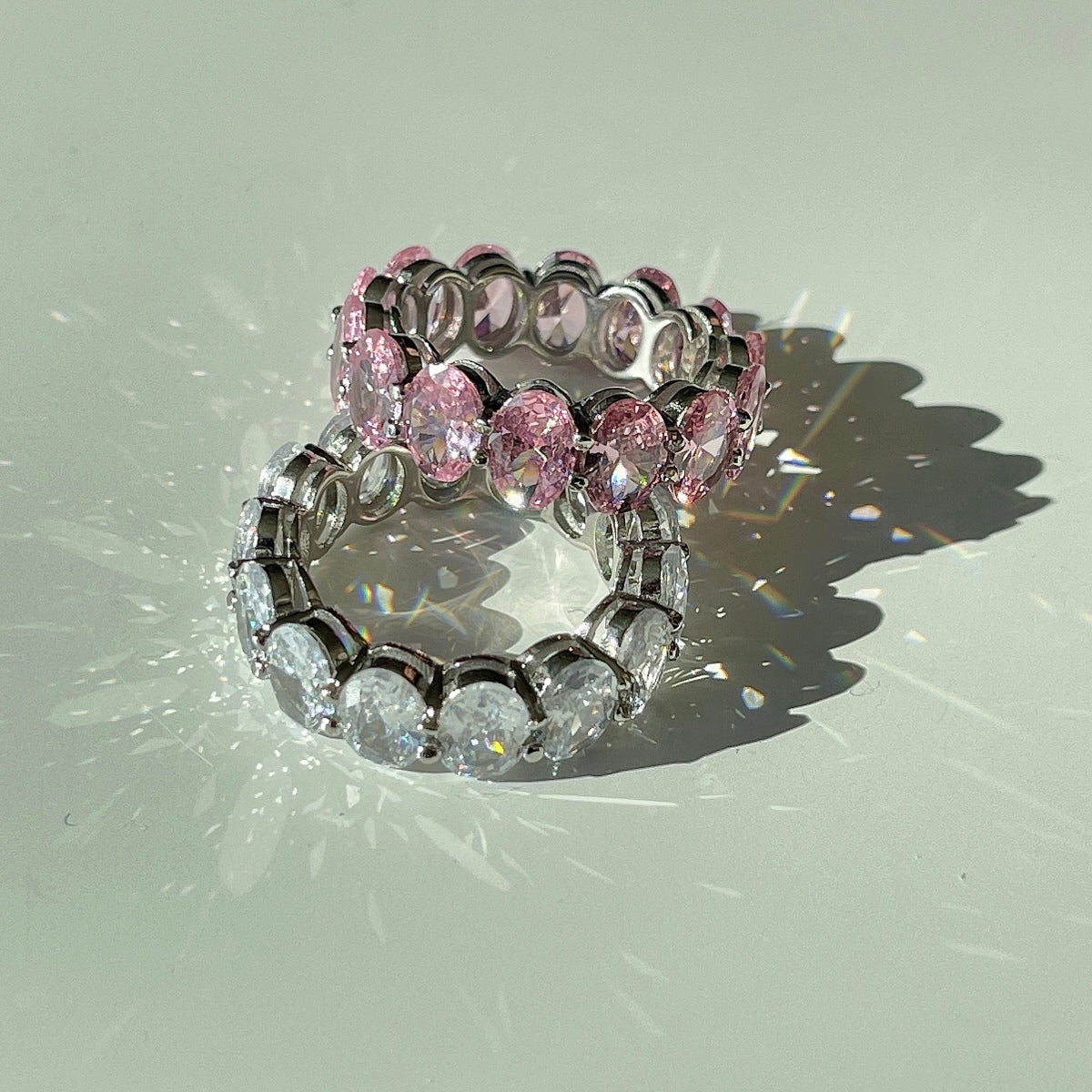 [Bijoux Regalia] Bague tennis allongée délicate taille coussin