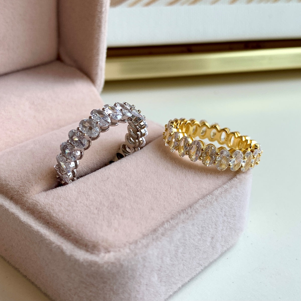 [Bijoux Regalia] Bague tennis ornée de taille ovale