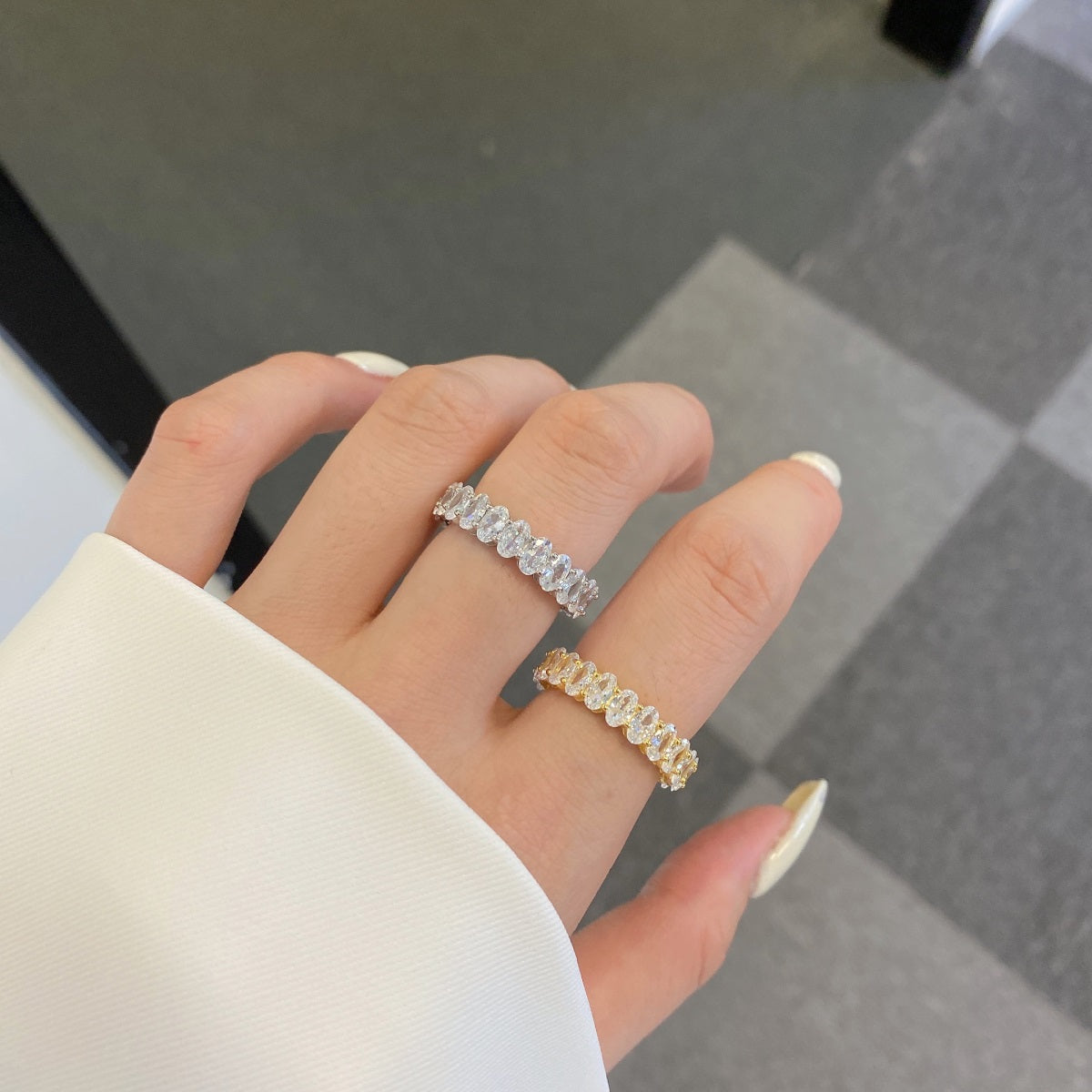 [Bijoux Regalia] Bague tennis ornée de taille ovale