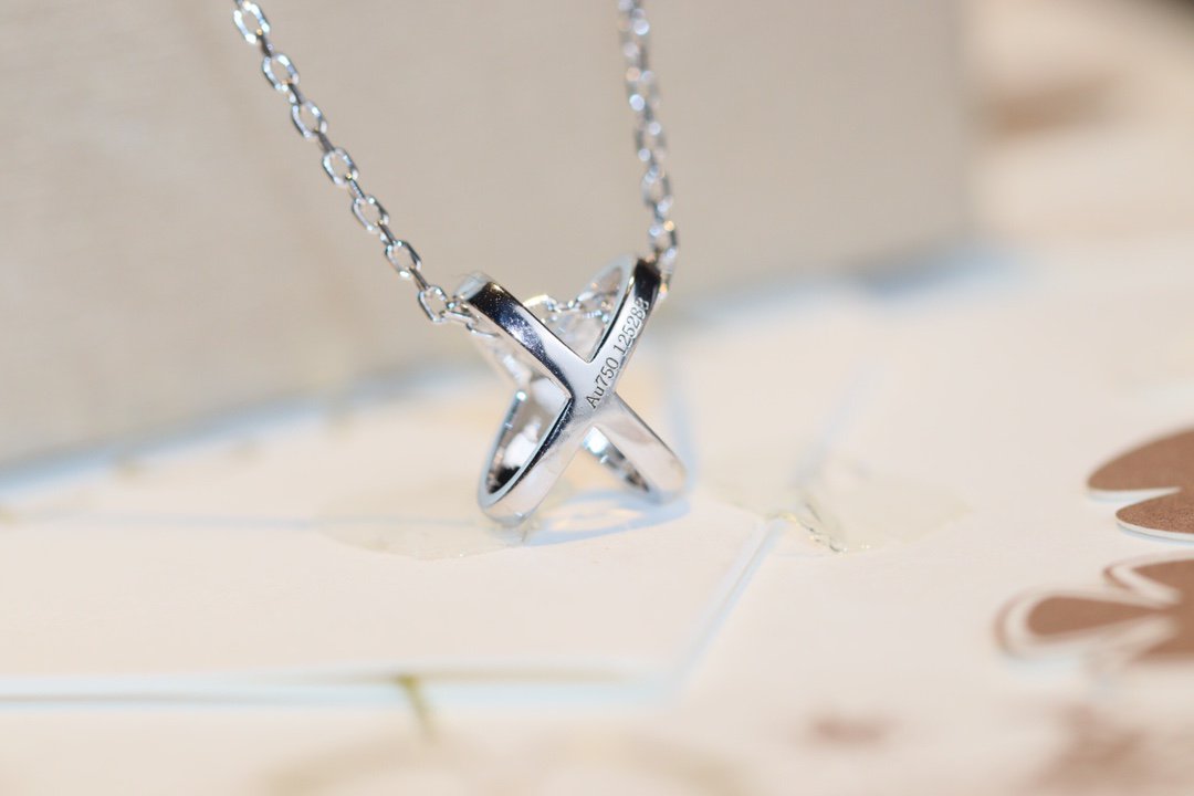 [Bijoux Regalia] COLLIER JEUX DE DIAMANT