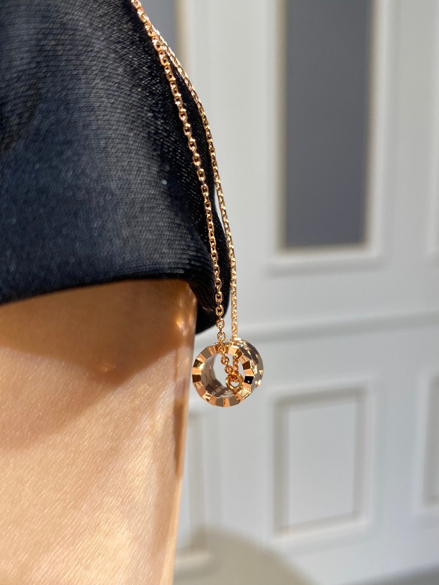 [Joyas Regalia] COLLAR DE DIAMANTES BEE LOVE