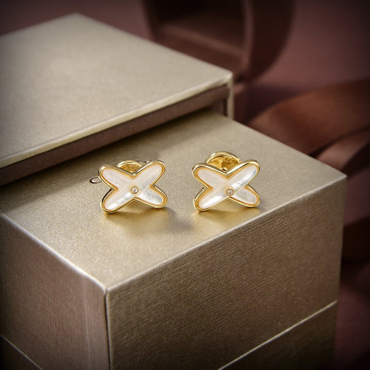 [Bijoux Regalia]Boucles d'oreilles Jeux de Nacre Blanche Or Diamant