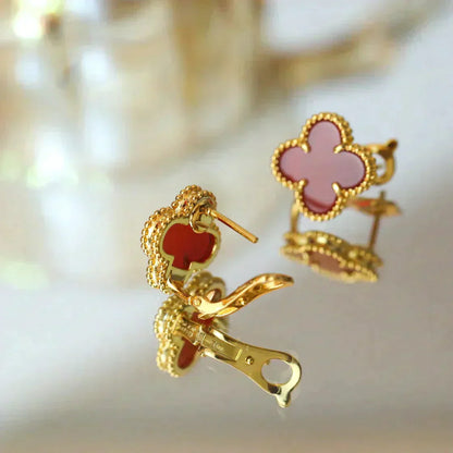 [Bijoux Regalia] BOUCLES D'OREILLES CLOVER MOYENNES 1 MOTIF CORNALINE