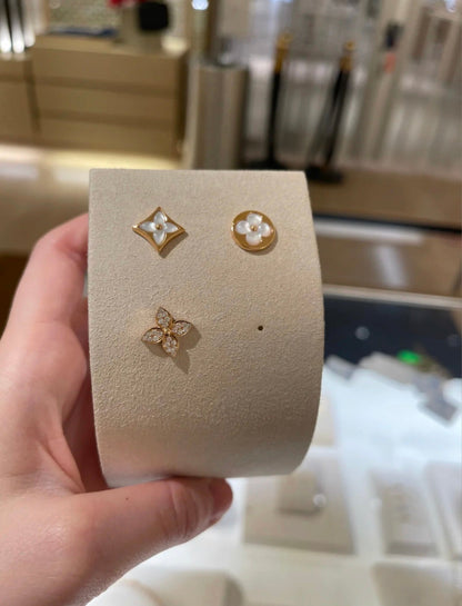 [Bijoux Regalia]Boucles d'oreilles à tige en or rose et diamants STAR BLOSSOM