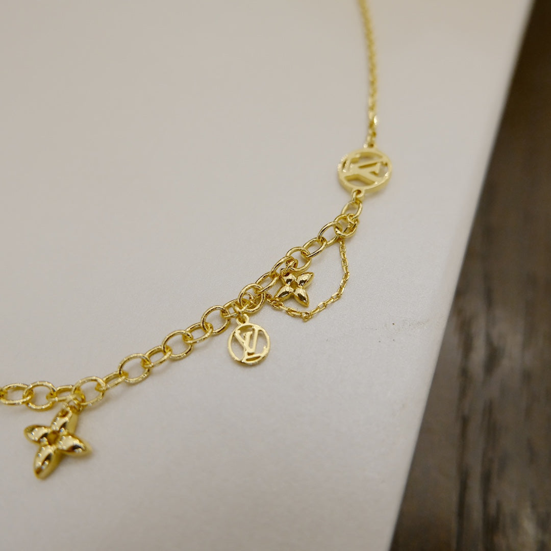 [Bijoux Regalia] COLLIER BLOOMING SOUPLE EN LAITON