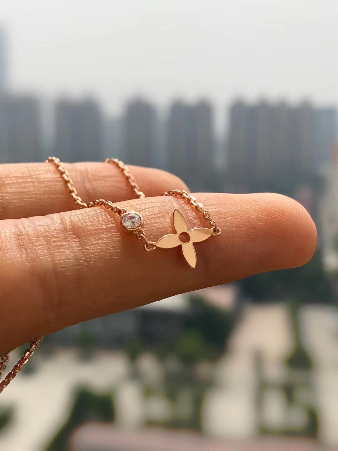 [Joyas Regalia]Colgante Flor de Oro Rosa y Diamantes