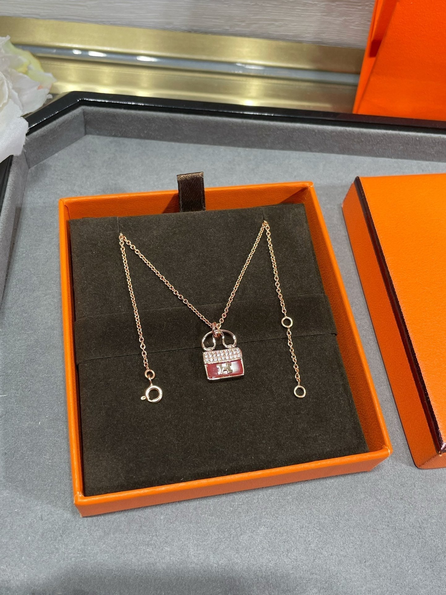 [Regalia jewelry]H CIRCE MOISSANITE PENDANT NECKLACE GOLD
