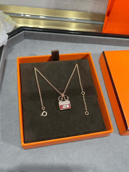 [Regalia jewelry]H CIRCE MOISSANITE PENDANT NECKLACE GOLD