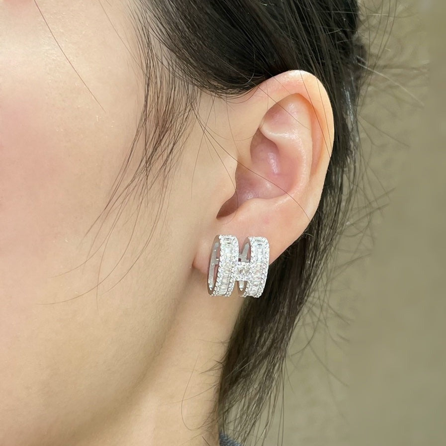 [Joyas Regalia] PENDIENTES DE Tachuelas con Diamantes Plateados
