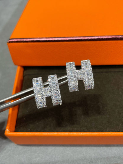 [Joyas Regalia] PENDIENTES DE Tachuelas con Diamantes Plateados